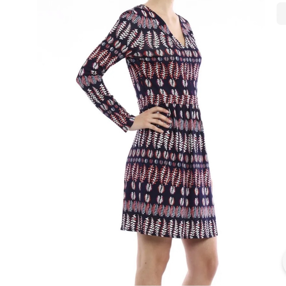 Tory Burch V neck Viscoce Fantasy Printed long sleeves dress size Small EUC